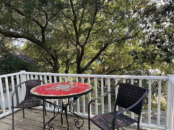 3rd image of 212C E Bolton Ln #C