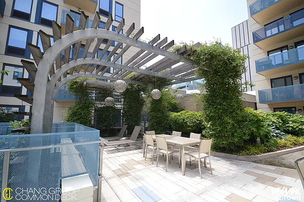 Sold by RE/MAX Midtown | media 6