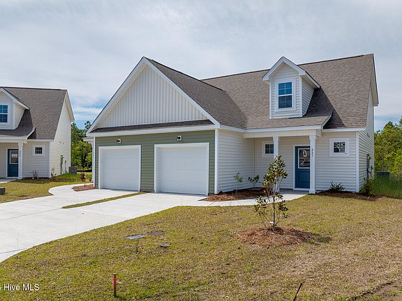 4th image of 227 Sandpiper Place