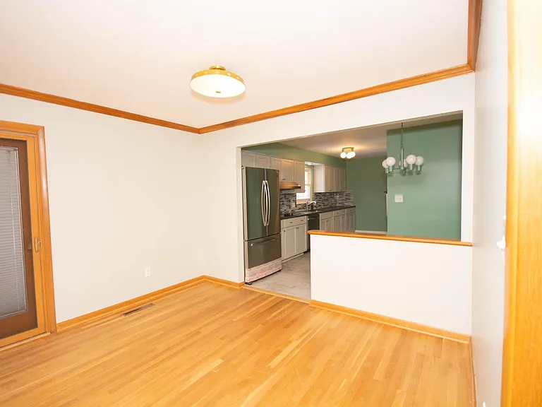 4371 Kendale Ct — Photo 7