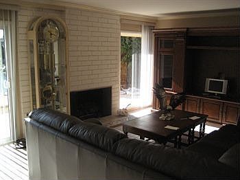 4th image of 1036 Peninsula St