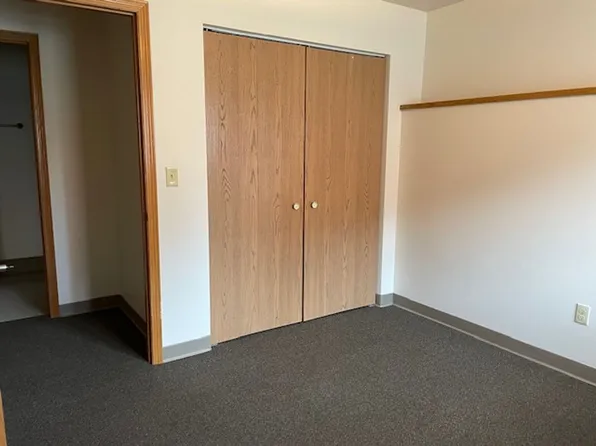 lcm325, 325 14th St N #1, La Crosse, WI 54601