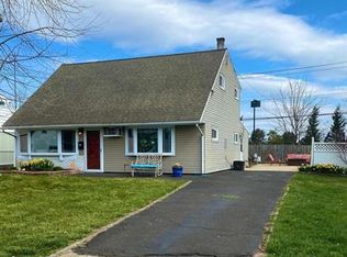 2851 Norcom Rd, Philadelphia, PA 19154