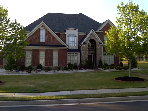 2950 Trailing Ivy Way, Buford, GA 30519