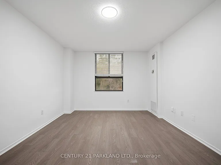 2721 Victoria Park Ave #203 — Photo 19