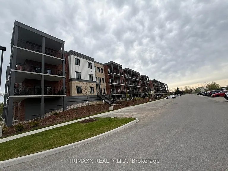 121 Mary St #318 — Photo 3