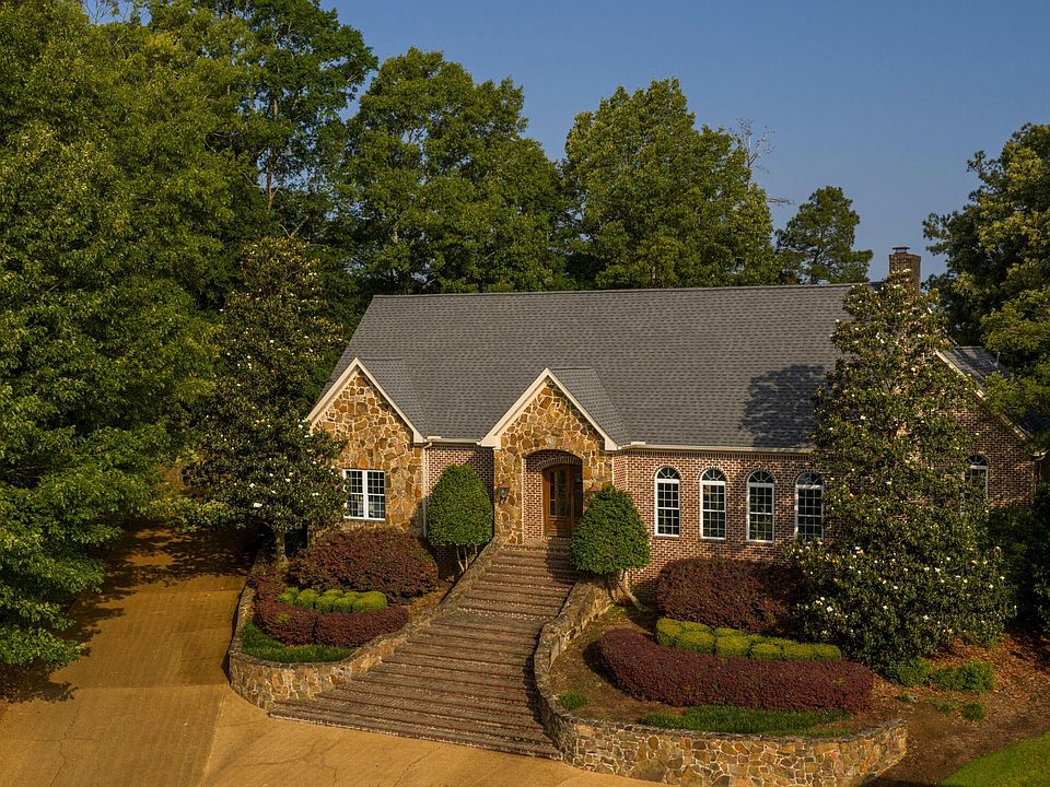 1st image of 107 Tuxford Rd
