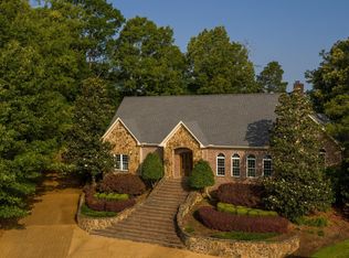 107 Tuxford Rd, Starkville, MS 39759