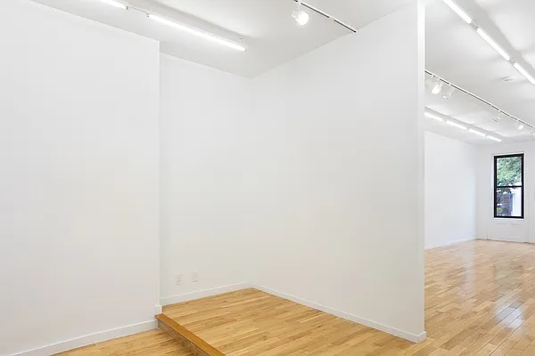 Rented by Compass | media 2