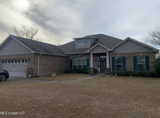 12121 Sargent Cherry Dr, Ocean Springs, MS 39564