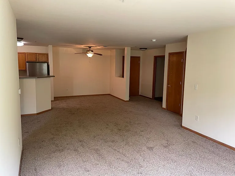 Door Creek Apartments — Photo 7