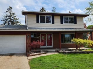 14484L Royal Dr, Sterling Heights, MI