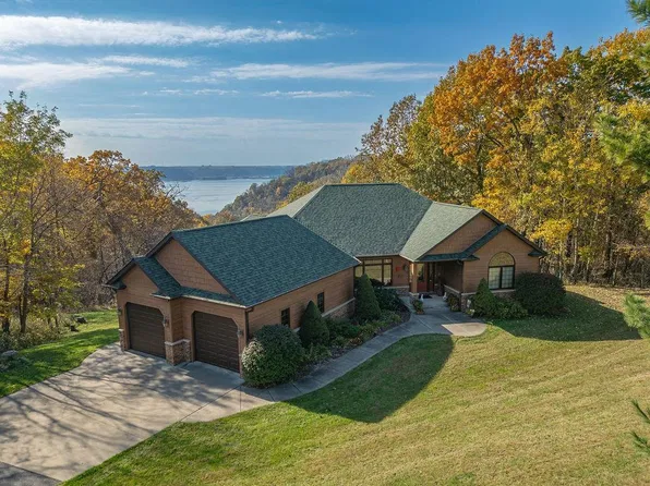 14767 Eagle Ridge Rd, Ferryville, WI 54628