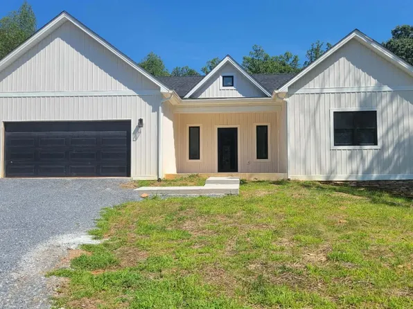 6228 Charlemont Rd, Goode, VA 24556