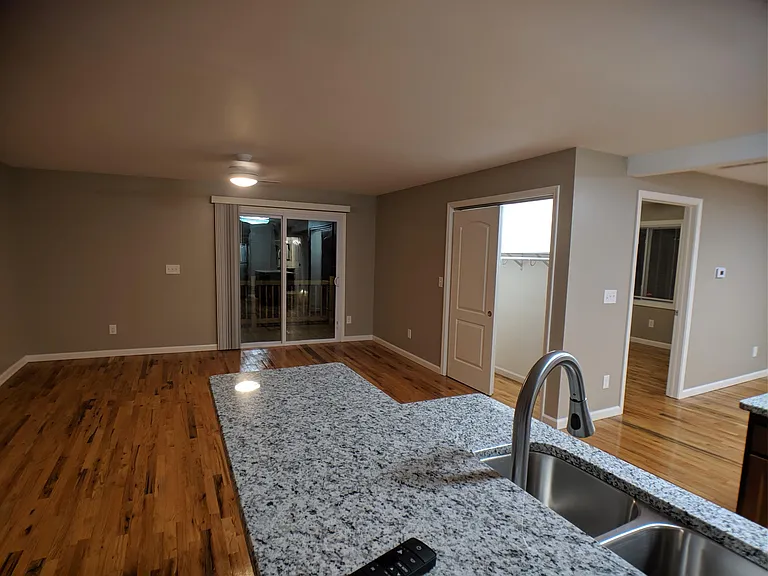 2435 S Dixie Dr — Photo 45