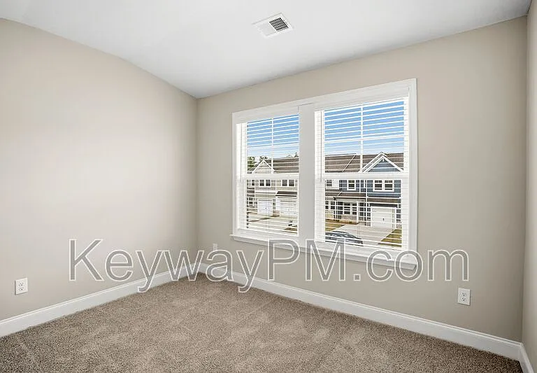 2099 Denmark Ave SE — Photo 17