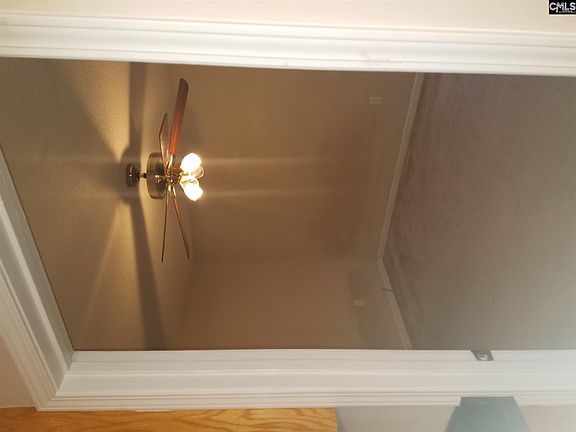 3rd image of 128 Green Glen Dr