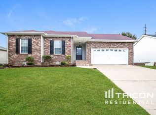 232 Grassmire Dr, Clarksville, TN 37042