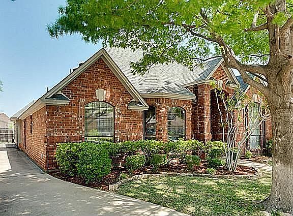 3rd image of 3201 Willow Creek Way