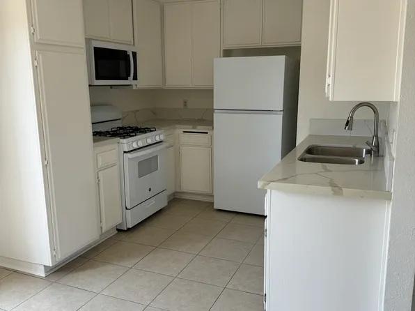 11335 Tiara St #14, North Hollywood, CA 91601