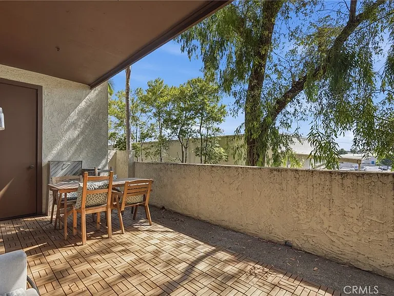 2559 Plaza Del Amo #104 — Photo 20