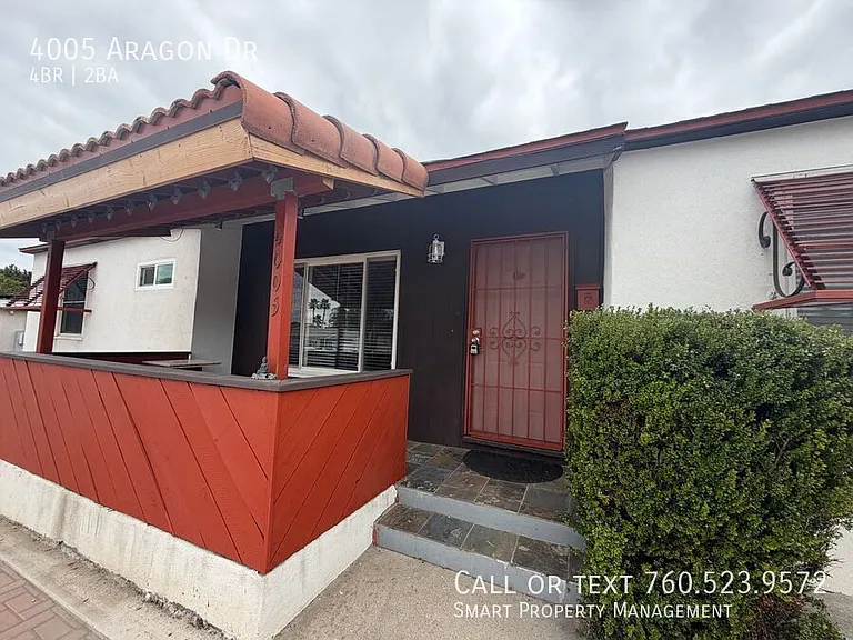 4005 Aragon Dr — Photo 2