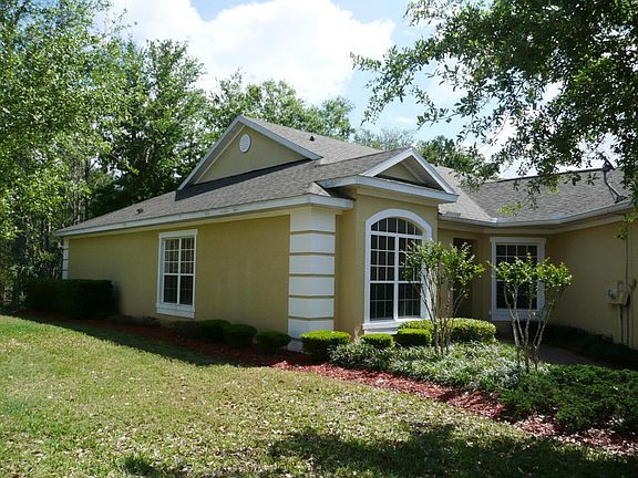 3rd image of 141 Bauer Cir