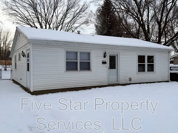 2672 Bunn Dr, Springfield, IL 62703