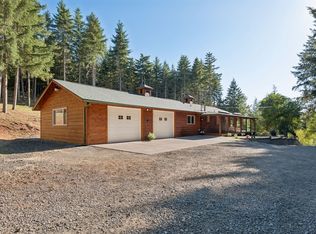 2011 Pleasant View Dr, Cottage Grove, OR 97424