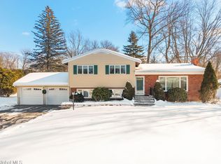 31 Brookwood Drive, Latham, NY 12110