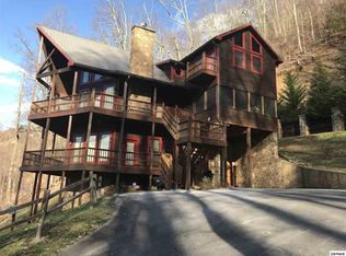 3111 Lexy Ln, Sevierville, TN 37862