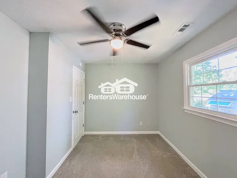 190 Devon Pl — Photo 26