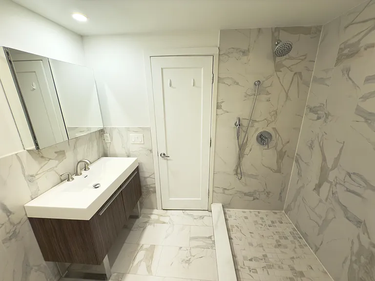 728 Market St #906 — Photo 29