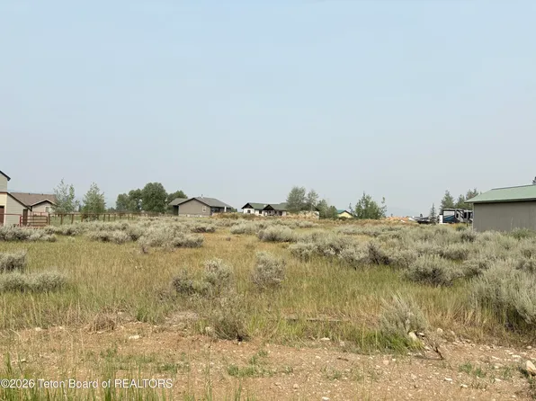 104 Custer Dr, Thayne, WY 83127