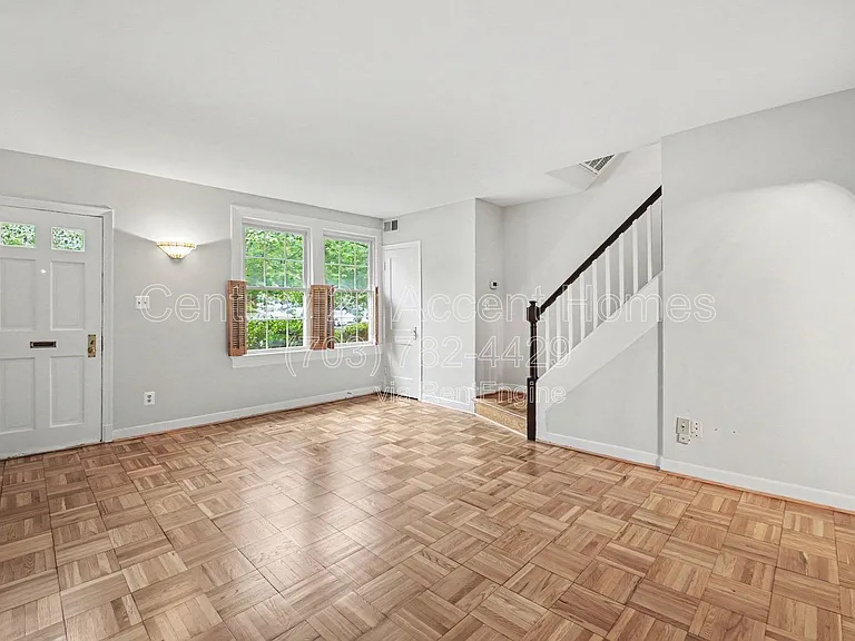 1510 S Edgewood St #550 — Photo 3