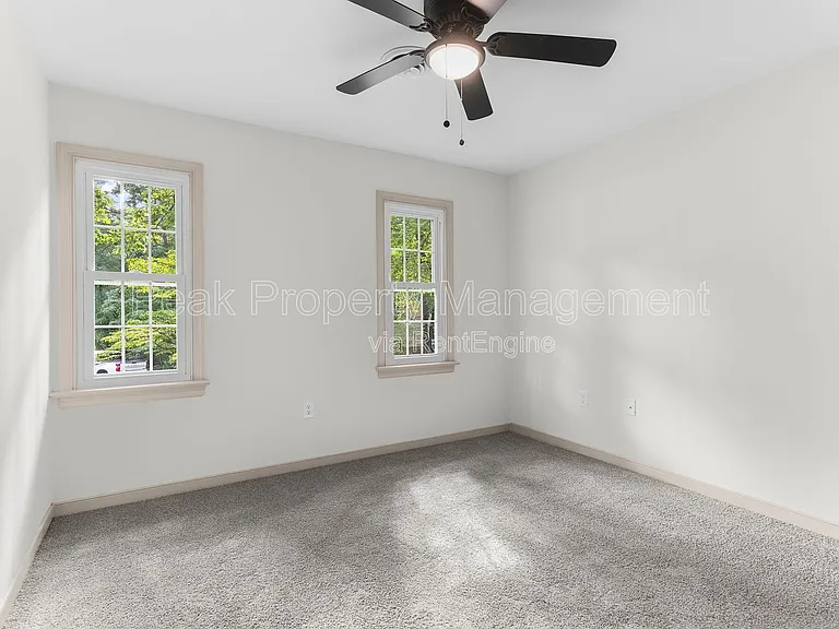 504 Winamack Ct — Photo 22