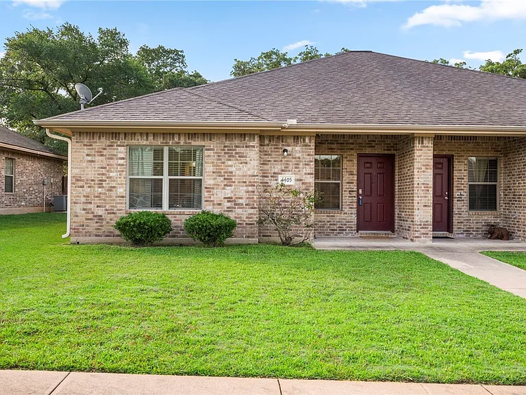 4407 Reveille Rd — Photo 3