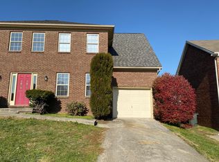 3857 Sugar Creek Dr, Lexington, KY 40517