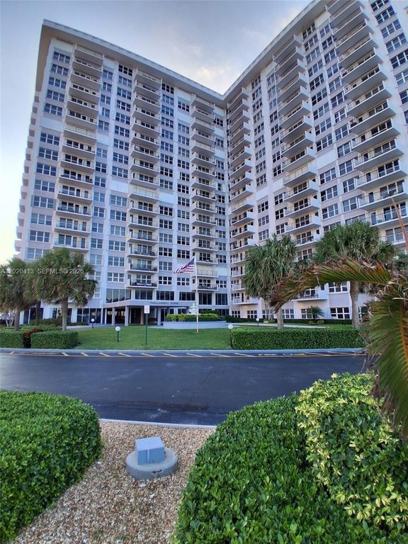 405 N Ocean Blvd APT 1815, Pompano Beach