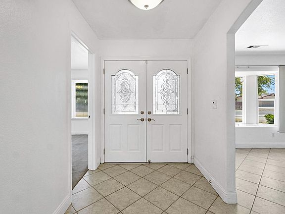 3rd image of 36953 Sparta Ave