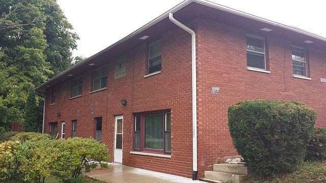 2nd image of 2024 Burke Dr
