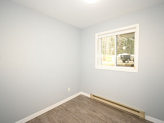 3rd image of 3030 McGill Cres Unit 16