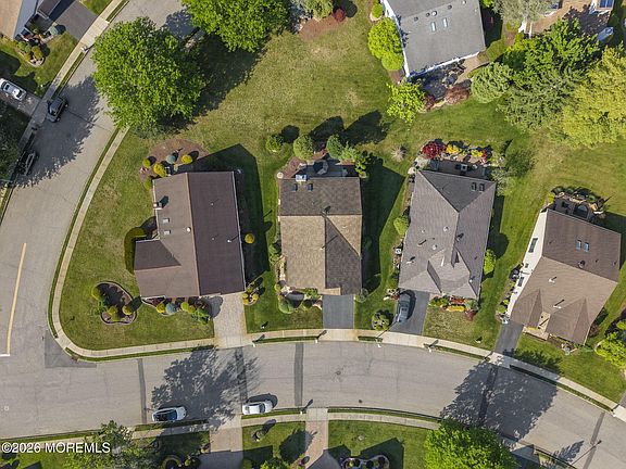 5th image of 90 Caldwell Terrace