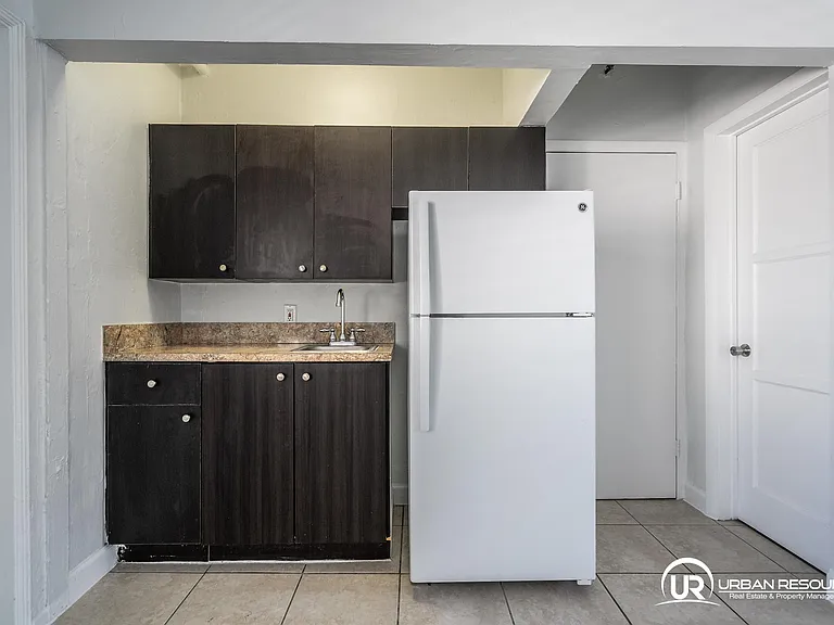 8315 Byron Ave #7A — Photo 13