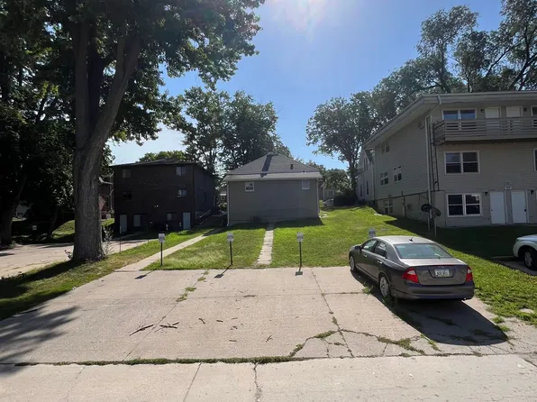 329 S Lucas, 329 S Lucas St, Iowa City, IA 52240