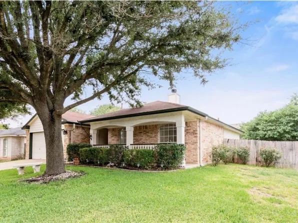 2501 Cynthia Ct, Leander, TX 78641