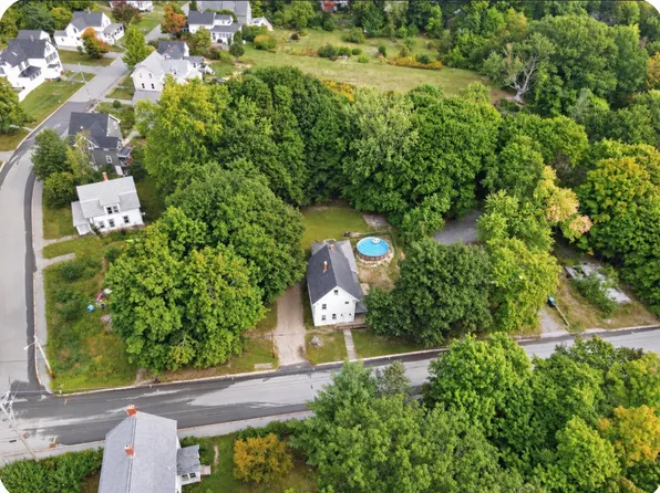 26 Island Avenue, Orono, ME 04473