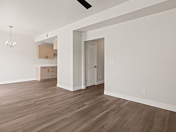 5th image of 721 Hardy Way #12