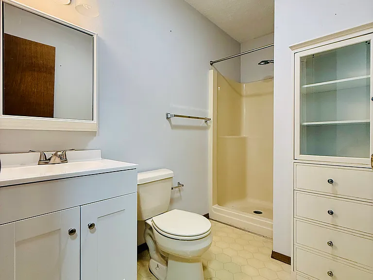 4204 Hickory Rd — Photo 28
