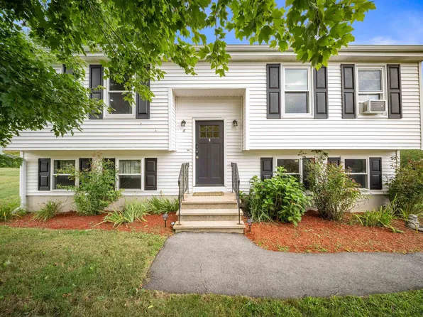 8 Cornerstone Drive, Dover, NH 03820